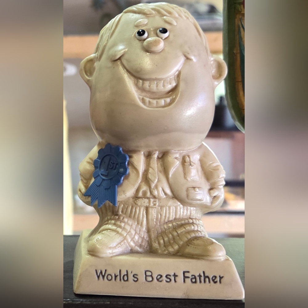 Cream and Blue Stylized Sculpture Art Piece